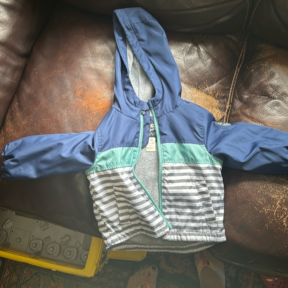 EUC Osh Kosh hooded jacket with fleece lining